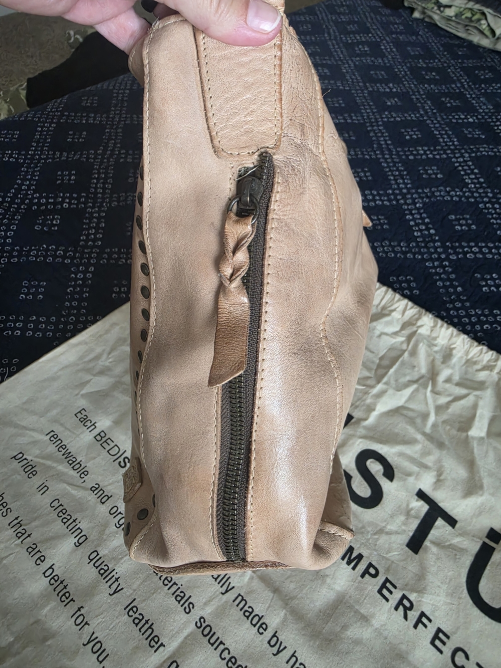 Bed Stu Packet LTC Leather Studded Shoulder Bag - Picture 6 of 10